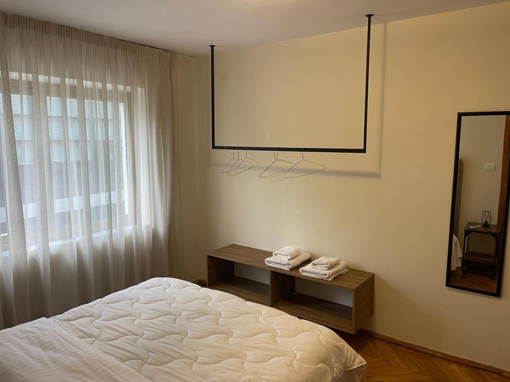 Cozy Apartment, In The Center Of Tirana Buitenkant foto